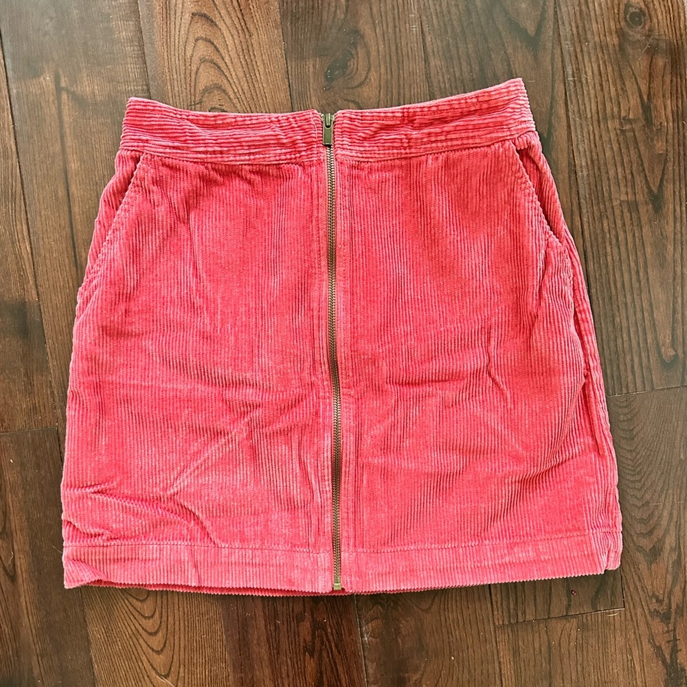 Pink / Mauve corduroy zip up skirt